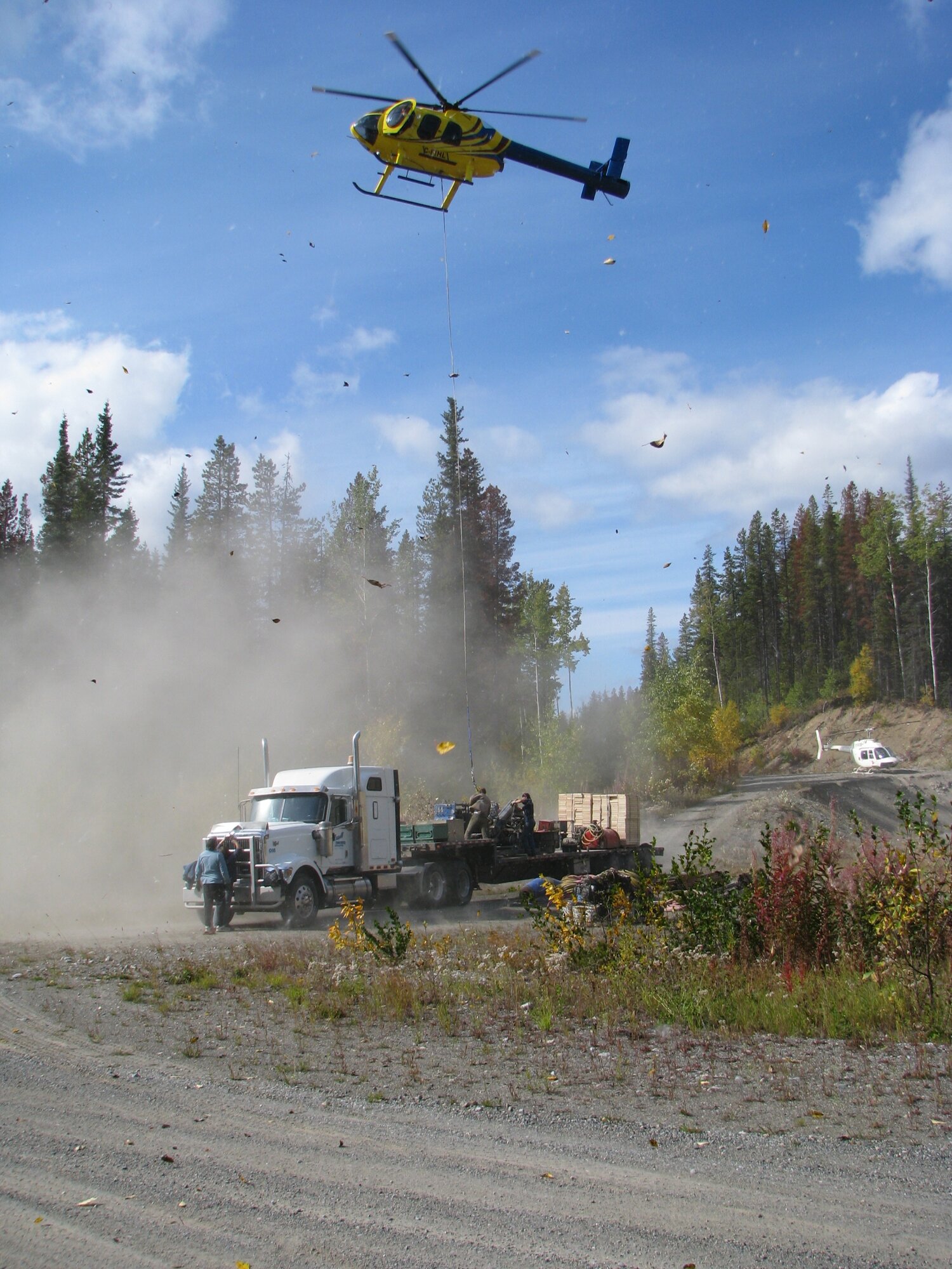 Helicopter slinging equipment during mobilization for the 2008 Indata drill program